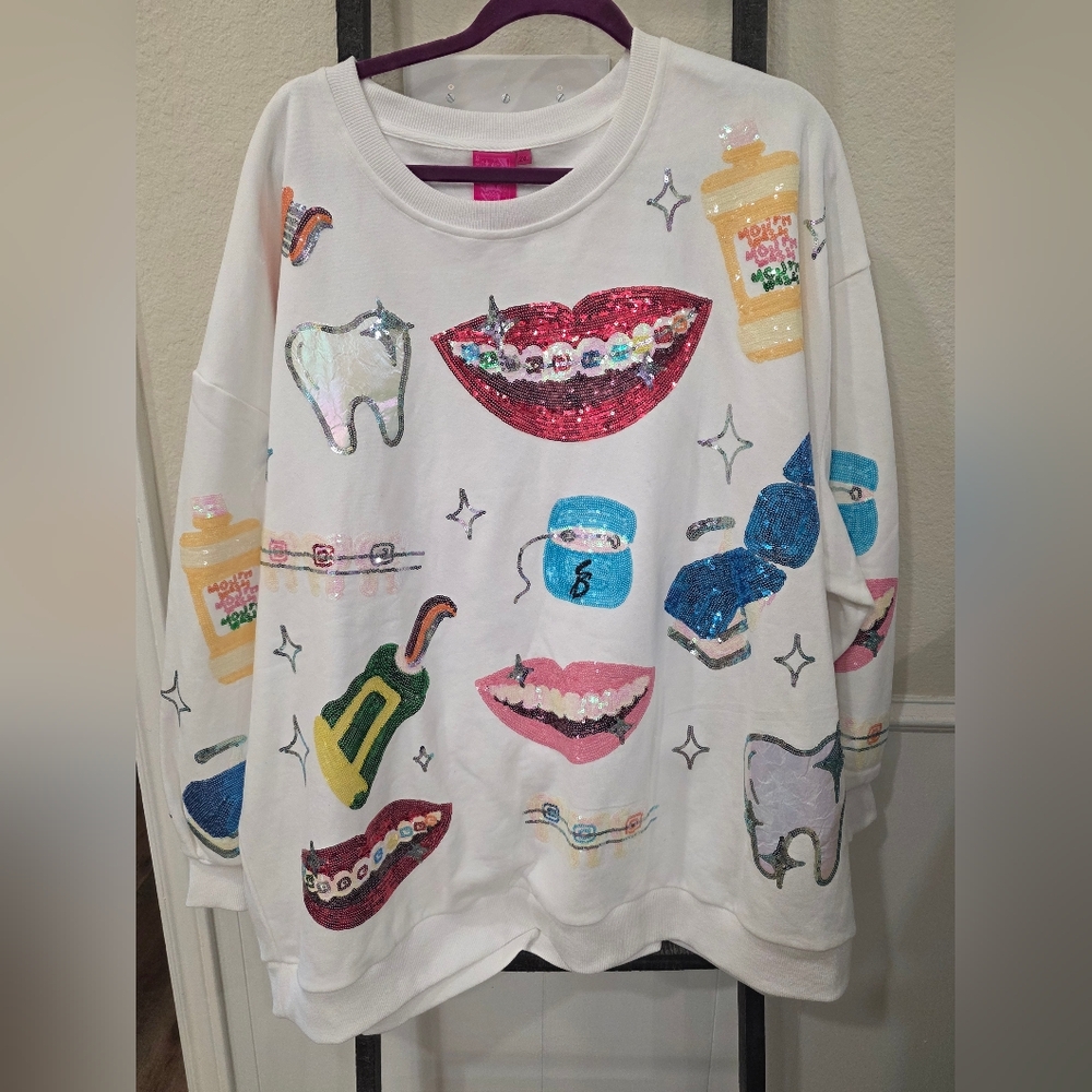 Queen Of Sparkles Dental Sweatshirt Size 2xl